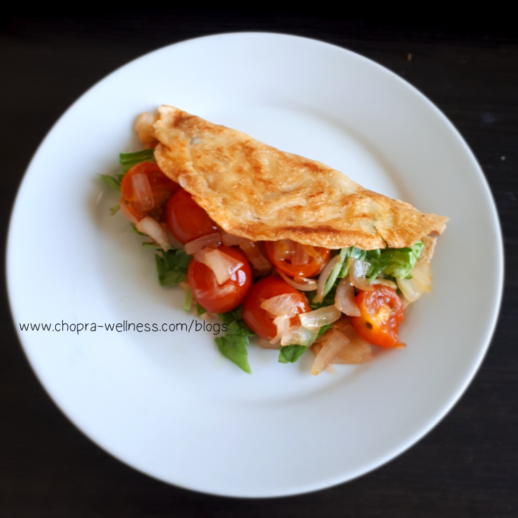 Breakfasts made easy with this simple vegan omelette recipe. – Chopra
